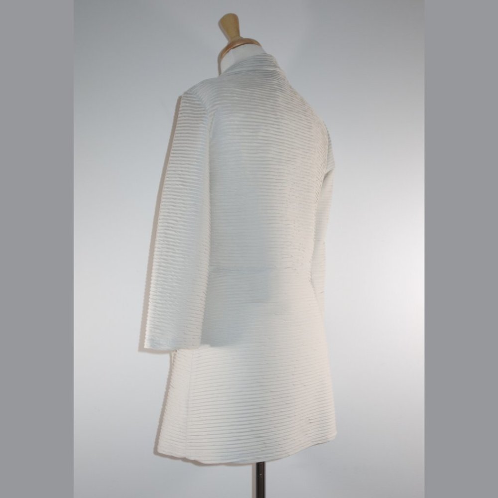 Frank Lyman Cream Cardigan Coat - size 6 - Picture 4 of 16